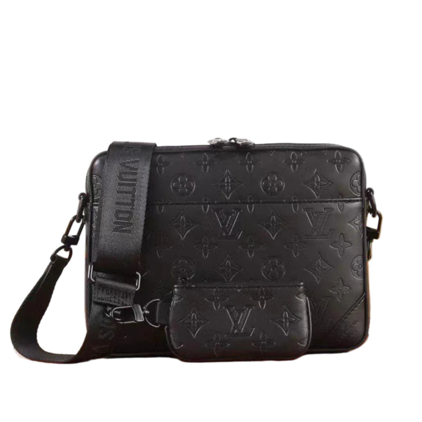 Luis Vuitton Trio Messenger Bag